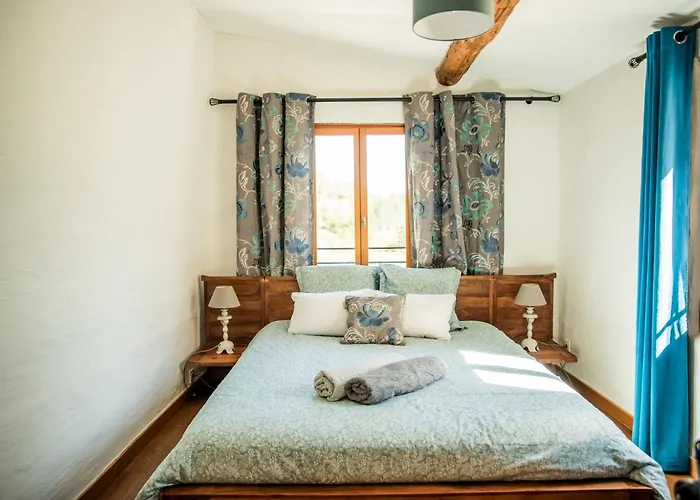 La Colline Aux Oiseaux - Quatre Ferienhaus